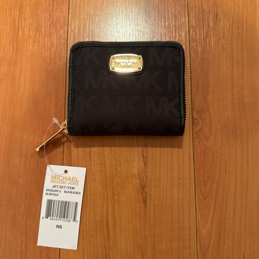 Michael Kors brand new wallet